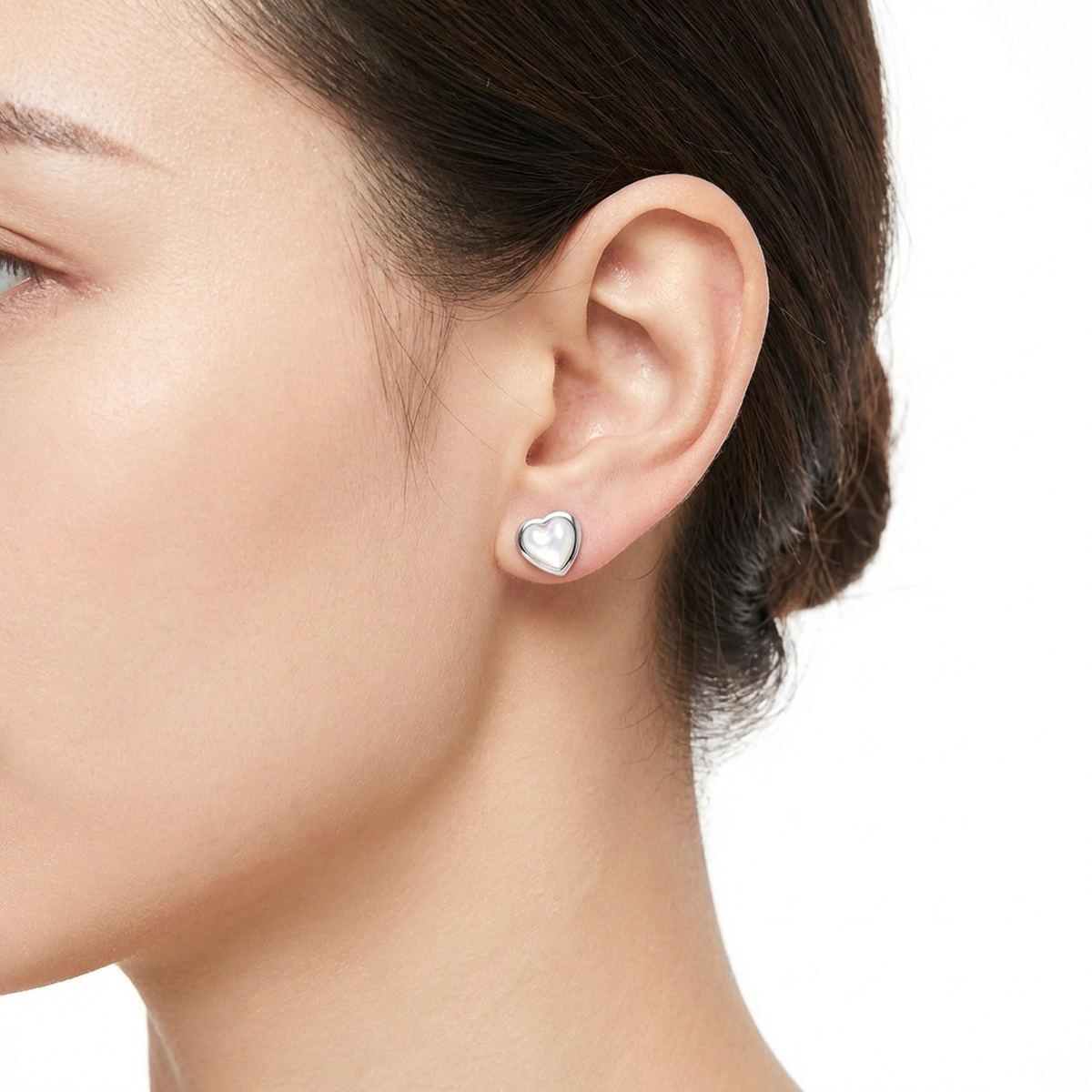 Elegant 925 Sterling Silver Earrings with White Shell Accents