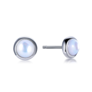 Elegant 925 sterling silver earrings featuring white shell design