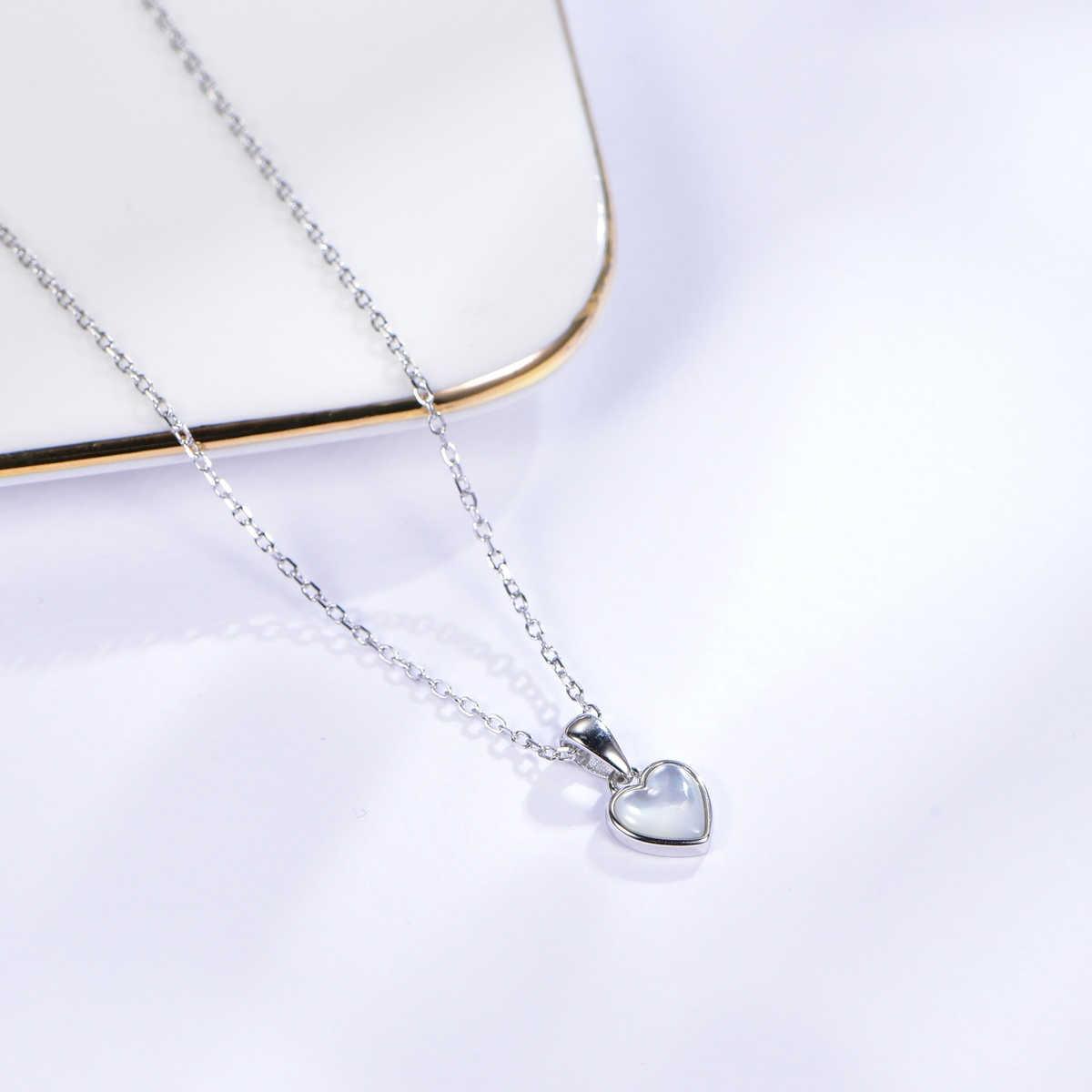 925 Sterling Silver Heart Shell Pendant Necklace | Dublin Silver