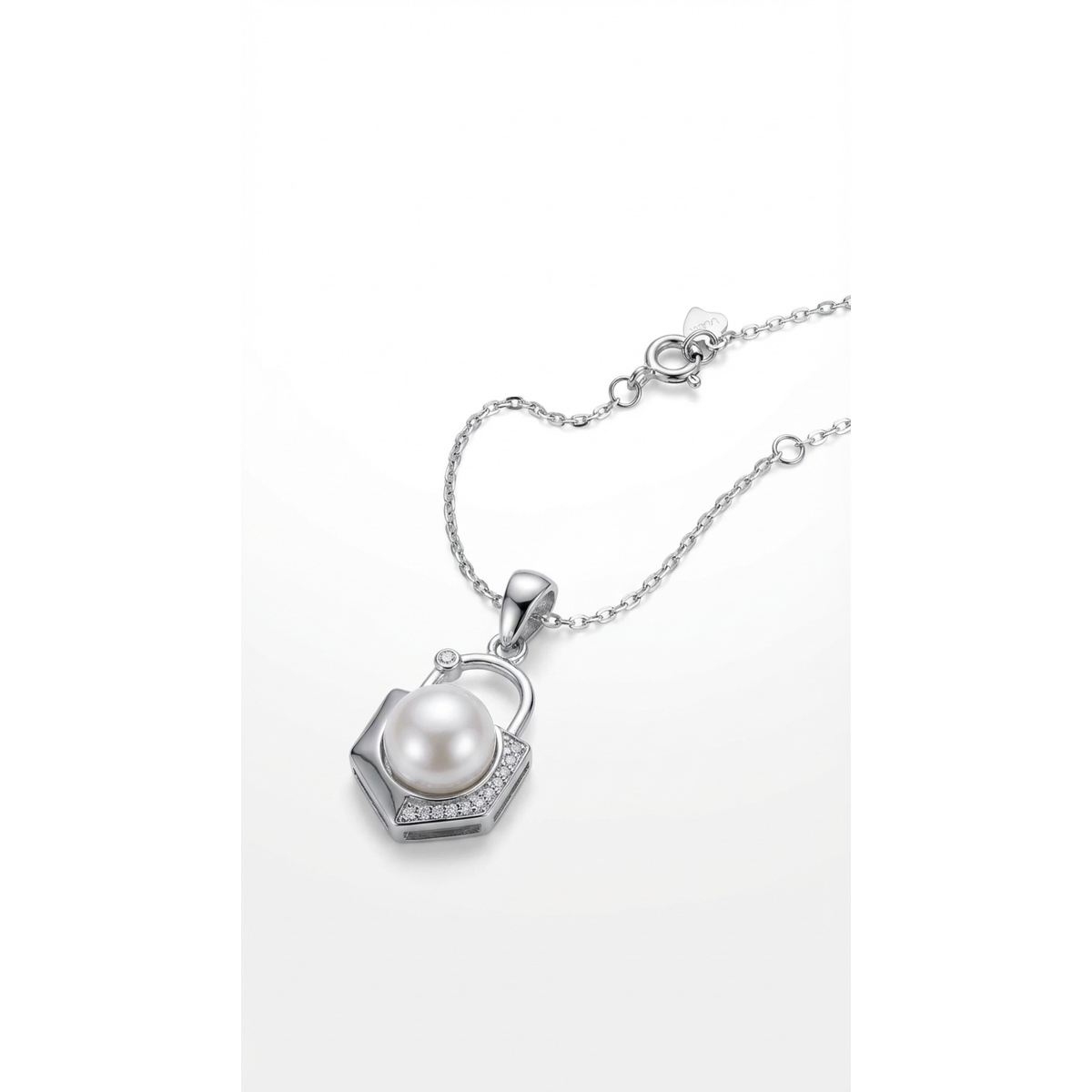 Dublin Silver 925 Sterling Silver Pearl Pendant Necklace