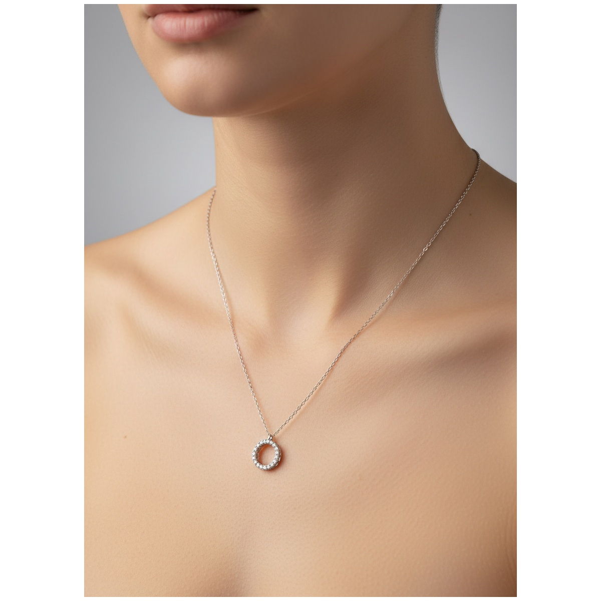 Dublin Silver 925 Sterling Silver Circle Pendant Necklace with Cubic Zirconia