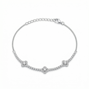 Sterling silver clover anklet with adjustable chain, top view