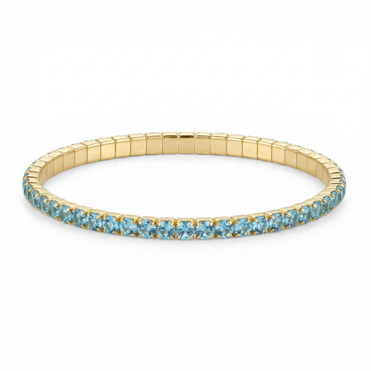 Exquisite 925 sterling silver bracelet showcasing premium craftsmanship and elegant design.